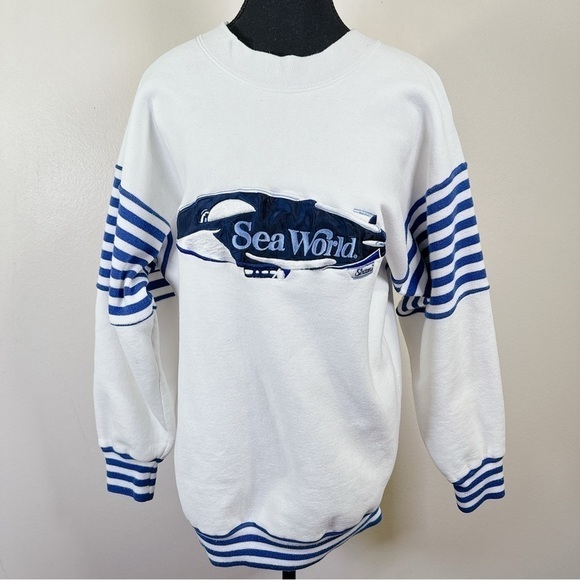 jostens Tops - Jostens White Blue Striped Sea World Crew Neck Sweatshirt